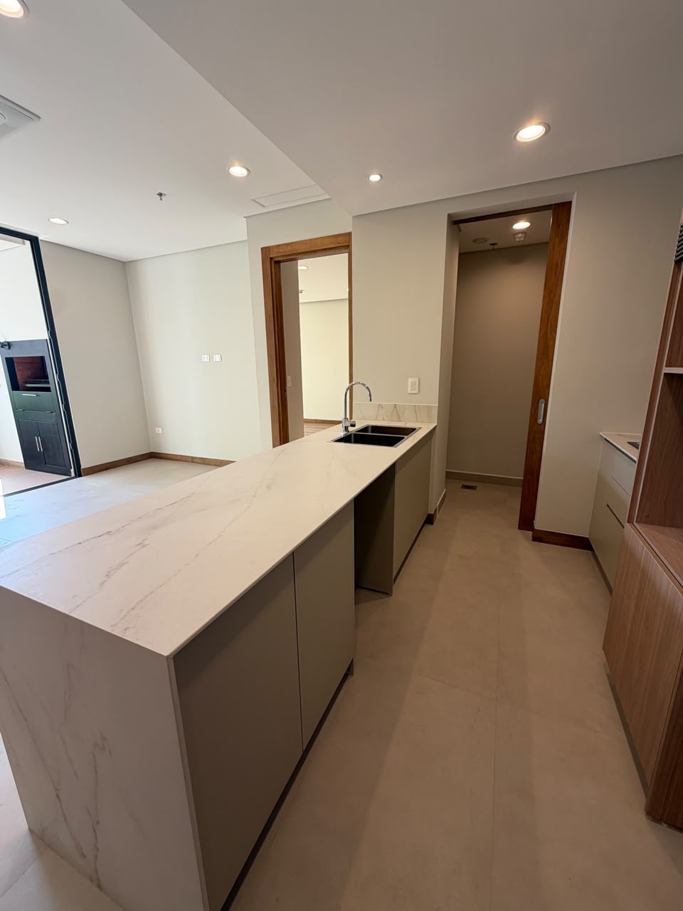 ALQUILER DE DEPARTAMENTO EN EDIFICIO LAS PALMAS — foto 3