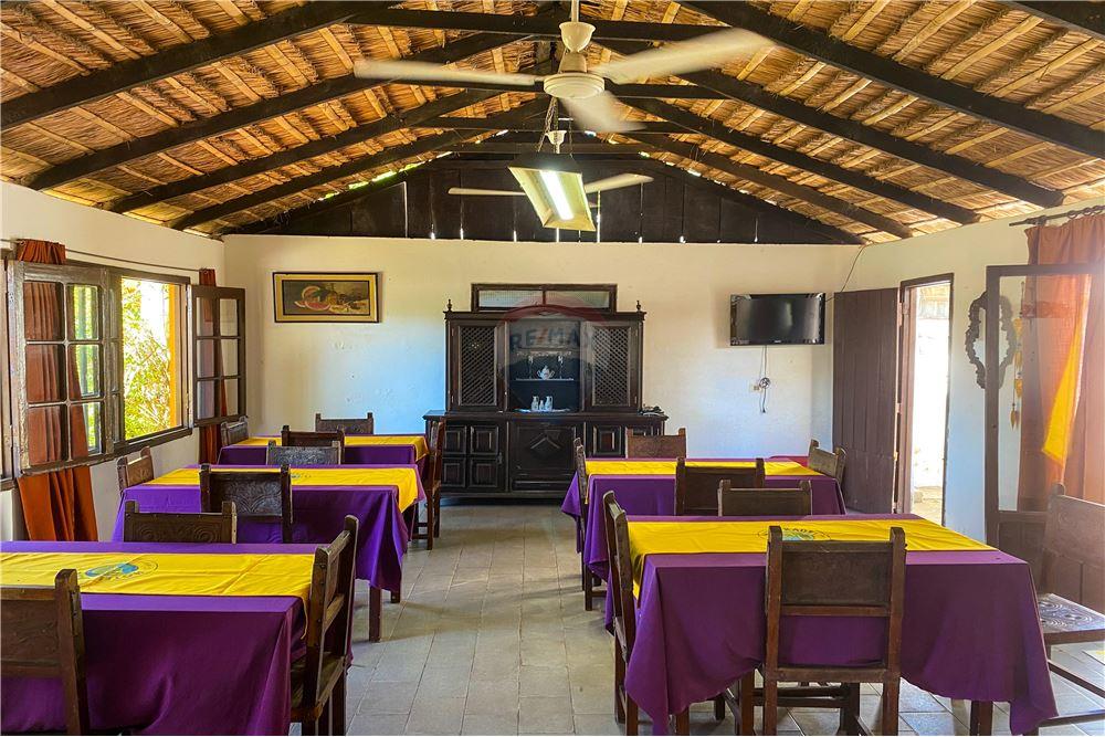 ICONICO HOSTAL EN VENTA EN AYOLAS — foto 3