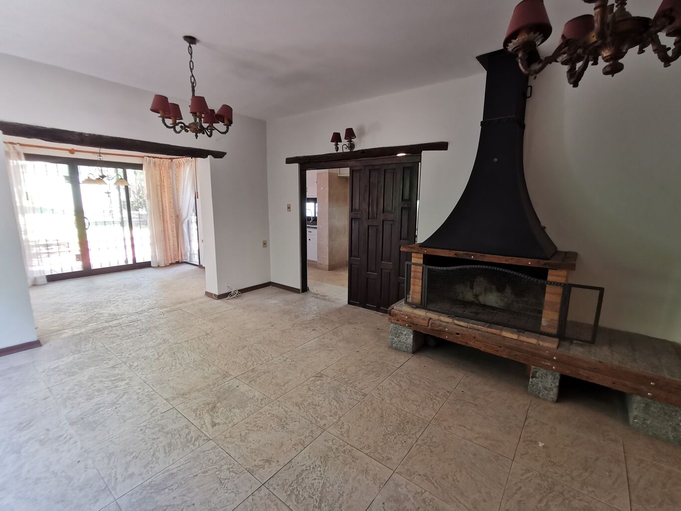 Gran Casa - Ideal Embajada o Empresa · Foto 12