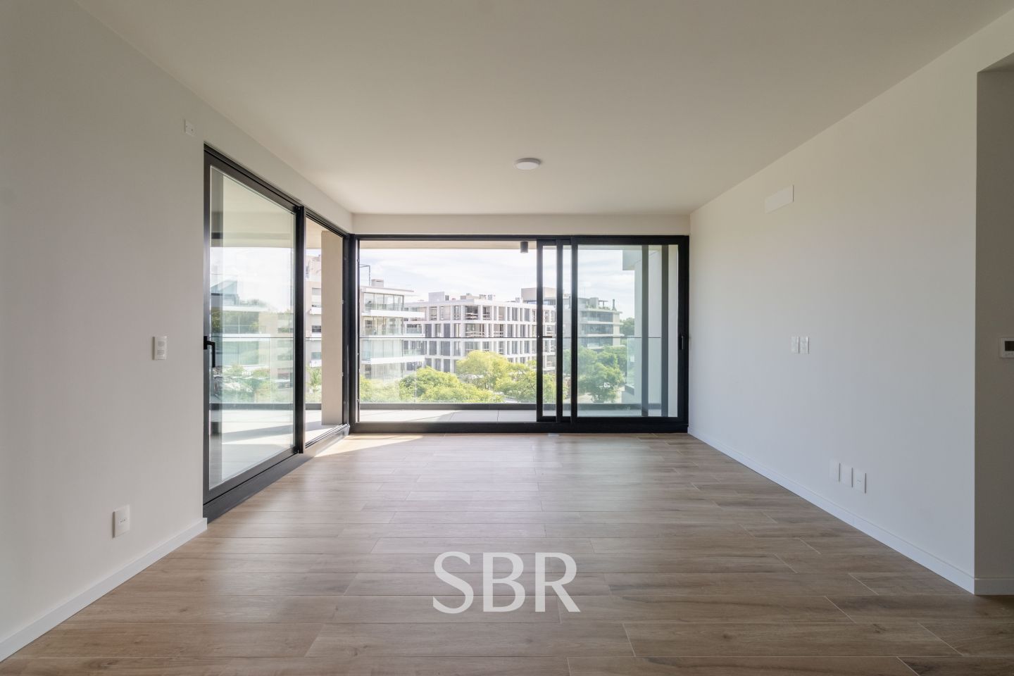 Alquiler apartamento 2 dormitorios con terraza, parrillero y garage en Barrio Parques · Foto 7