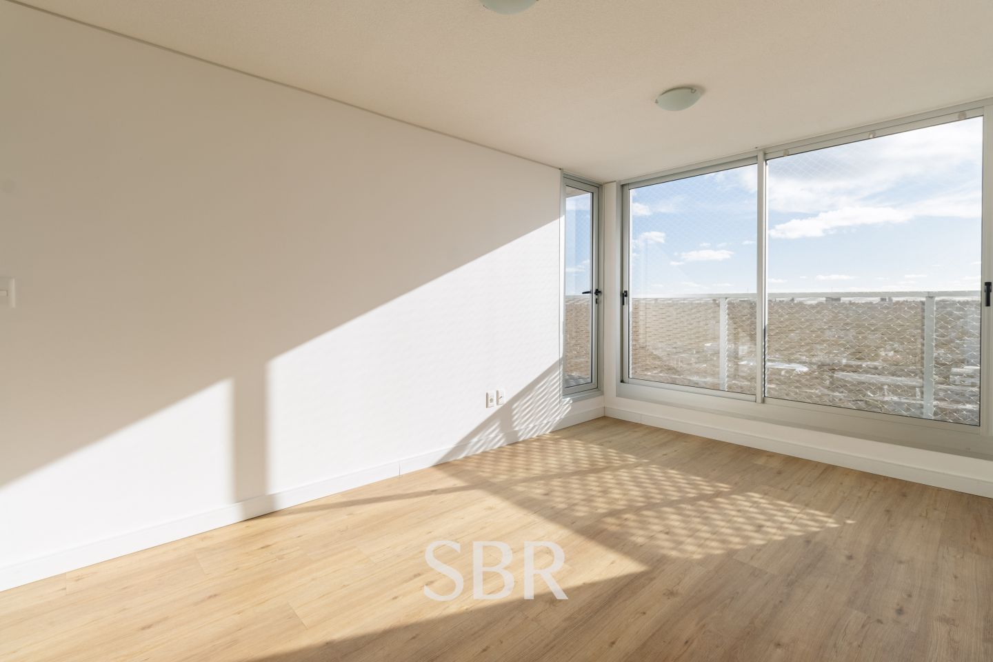 Venta apartamento 2 dormitorios con terraza en Malvin
