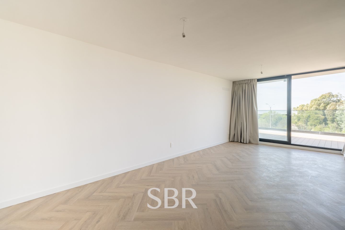 Alquiler apartamento 3 dormitorios con terraza y cochera en la rambla de Barra de Carrasco · Foto 3