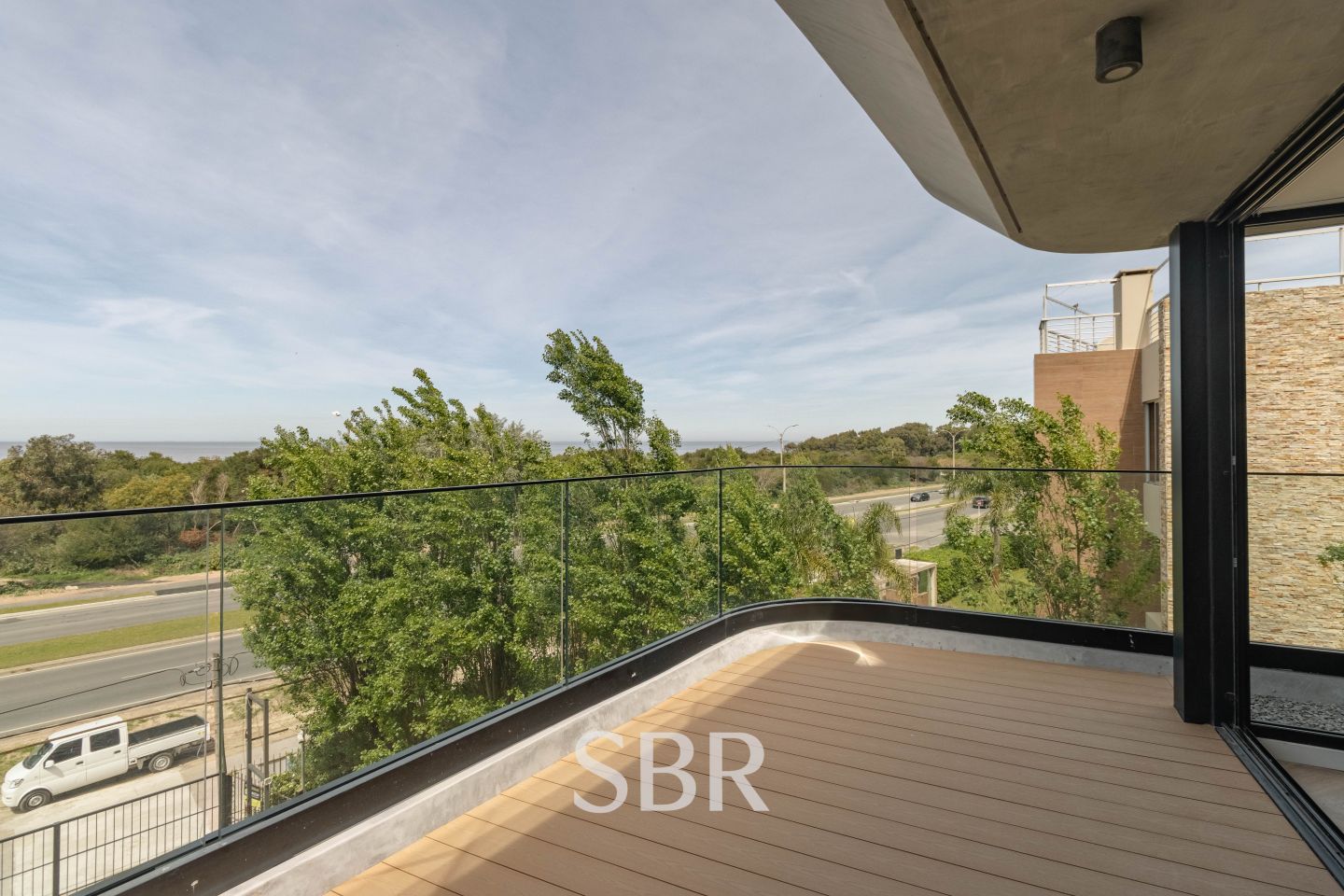 Alquiler apartamento 3 dormitorios con terraza y cochera en la rambla de Barra de Carrasco · Foto 7