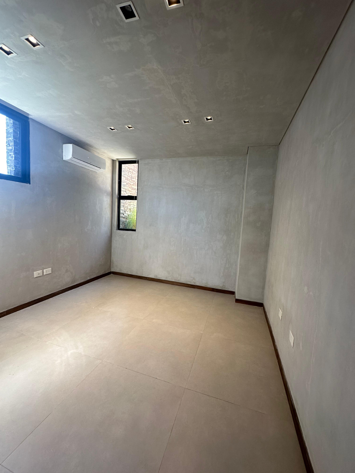 VENDO RESIDENCIA EXCLUSIVA EN HORIZON HILLS SAN BERNARDINO — foto 3