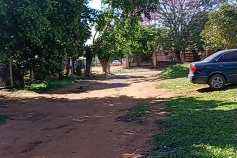 TERRENO EN LAURELTY LUQUE EN VENTA (424m2) — foto 3
