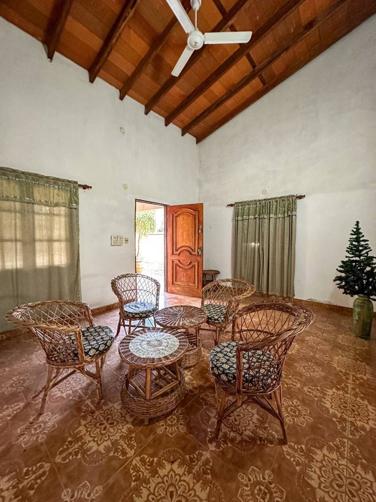 VENTA CASONA EN SANBER A 50 MTS.DEL HOTEL ALPES SOBRE LA AVDA. GUILLERMO NAUMANN — foto 3