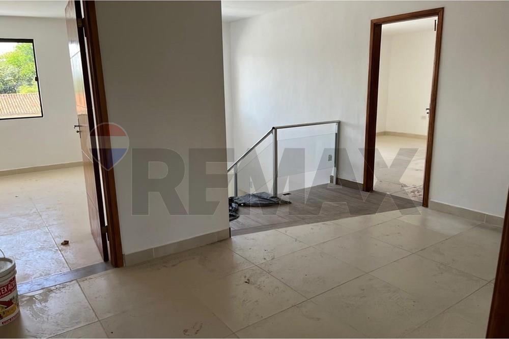 Casa - Alquiler - Lambaré, Central, Paraguay — foto 3