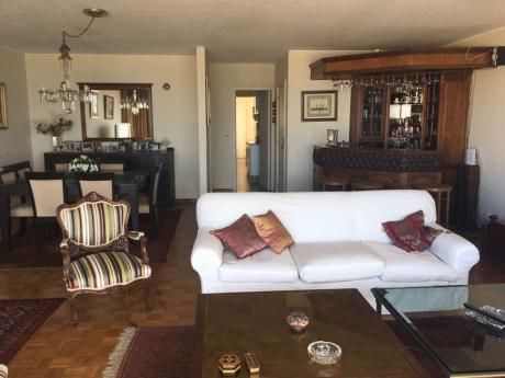 Apartamento En Venta 3 Dormitorios