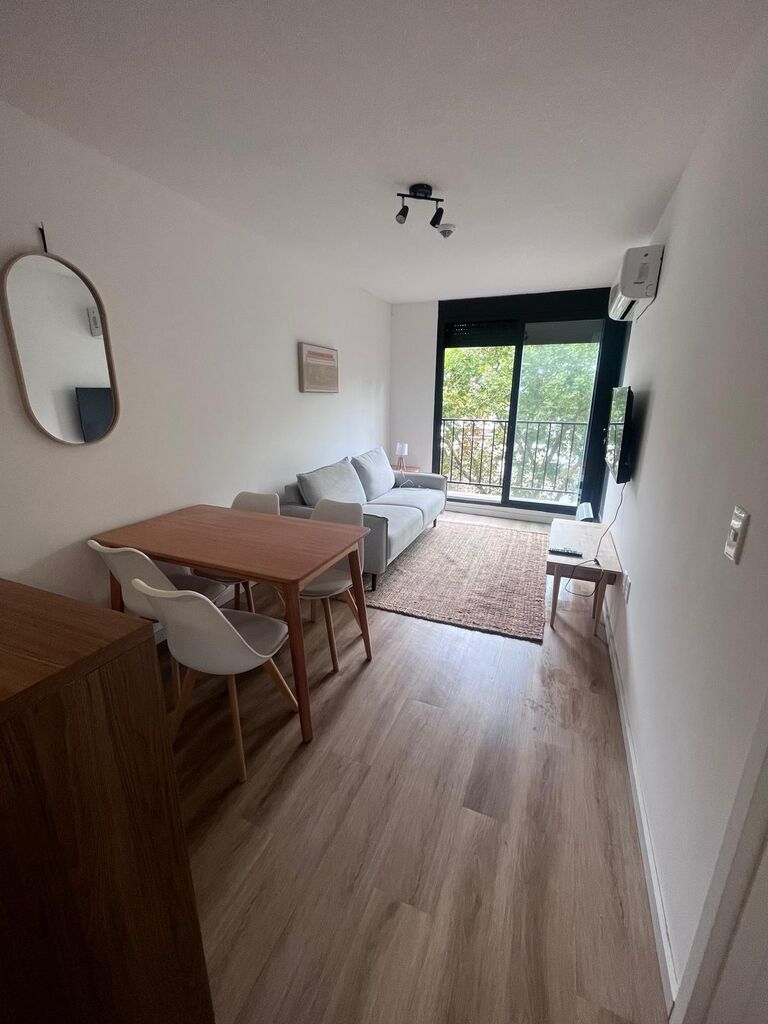 Apartamento en alquiler en Cordón Sur