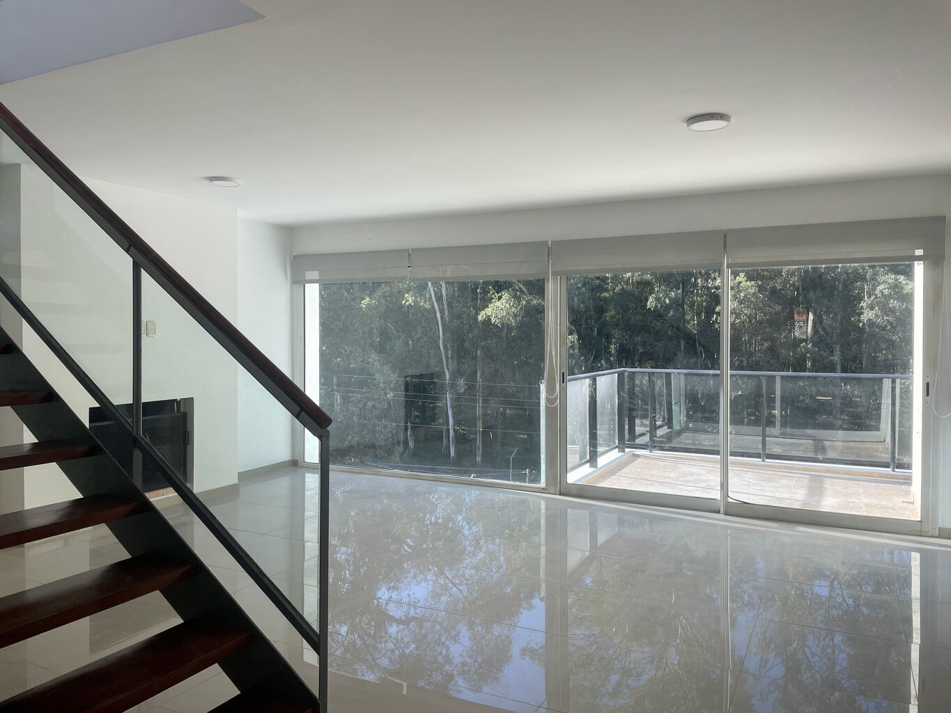 Apartamento en Carrasco en Alquiler/ Venta