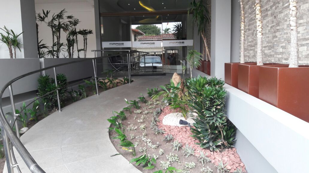 Hermoso Dpto. En Sirari – Equipetrol