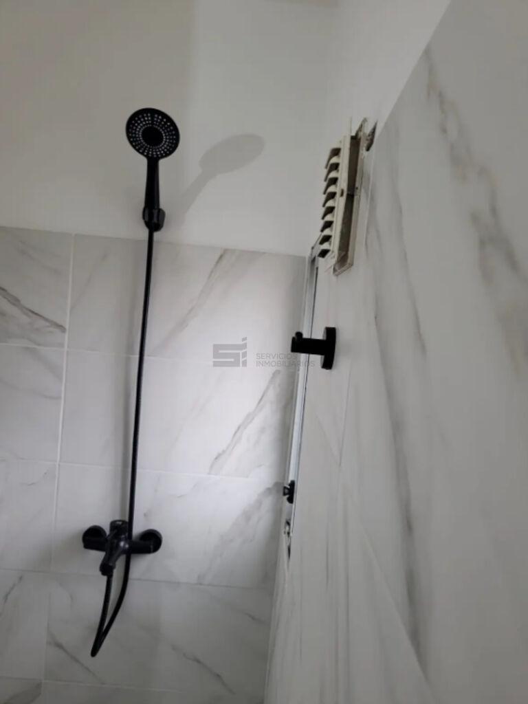Si alquila/ Apartamento de un dormitorio con garaje en Ciudad Vieja · Foto 9