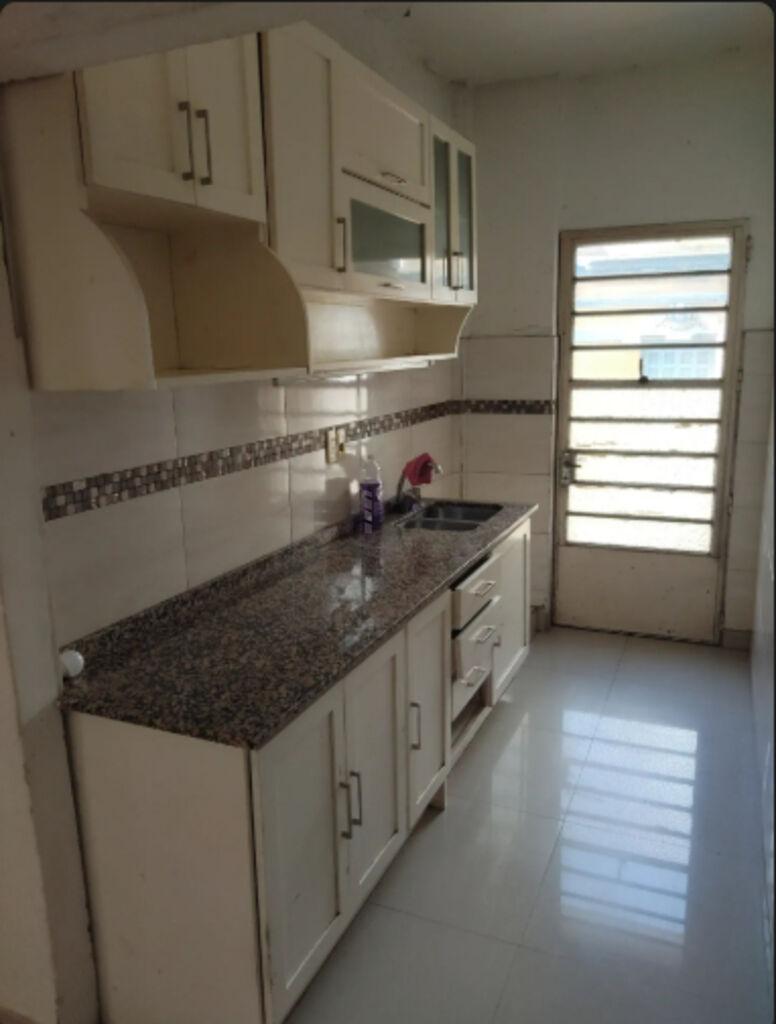 Si alquila apartamento de 2 dormitorios en Centro · Foto 10