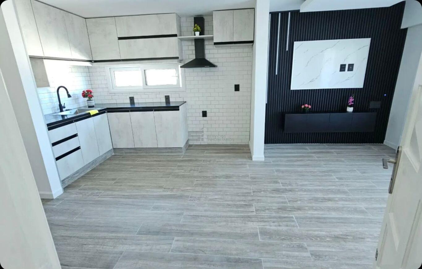 Si vende apartamento 2 dormitorios frente al mar Atlántida