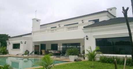 Casa En Condominio De Lujo!!!