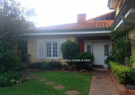 Importante Casa En Barrio Herrera!!!