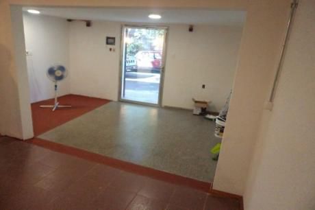 Lindo Local Reciclado A Nuevo
