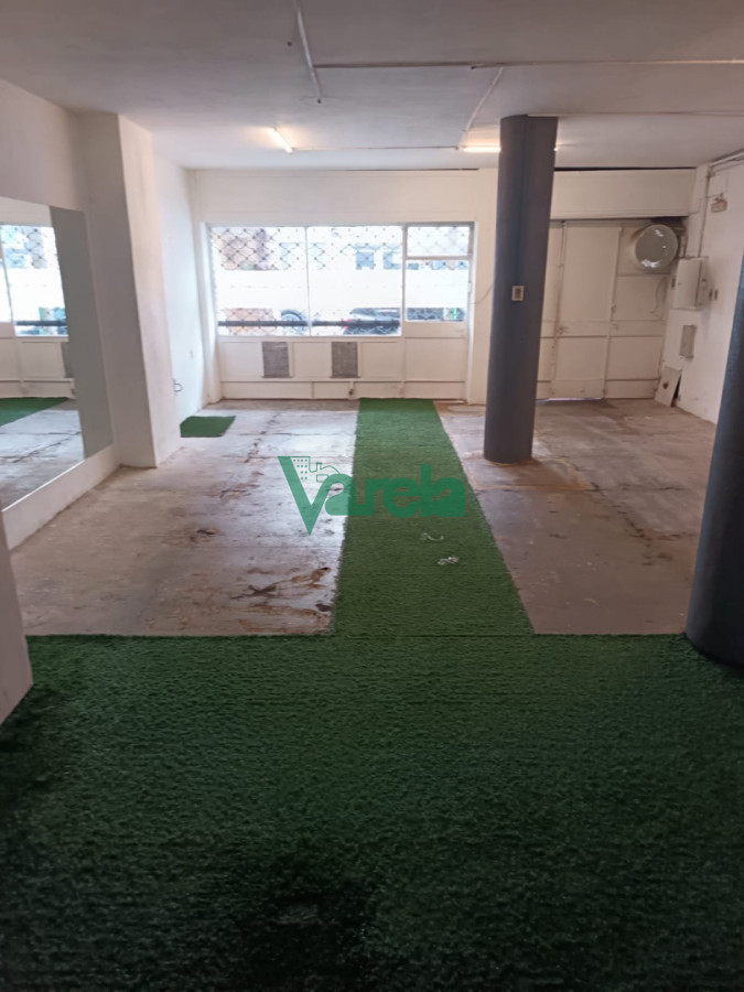 Local comercial en alquiler Requena y Colonia Cordon · Photo 3