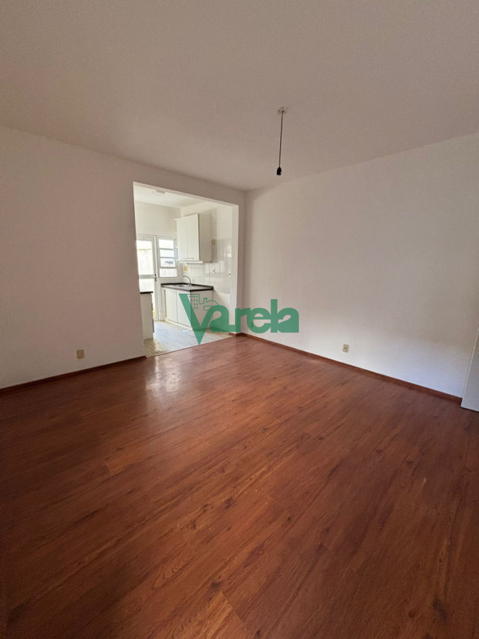 Alquiler apto Punta Gorda, 1 dormitorio, PB, patio, sin gastos c.