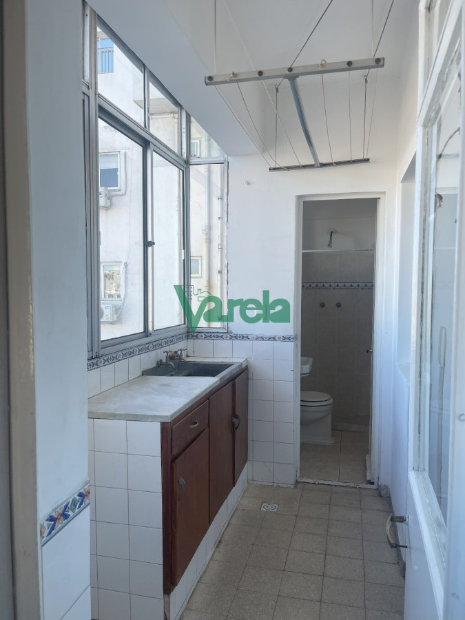 Apartamento alquiler Cordon sobre 18 de Julio 3 dormitorios y serv · Foto 12