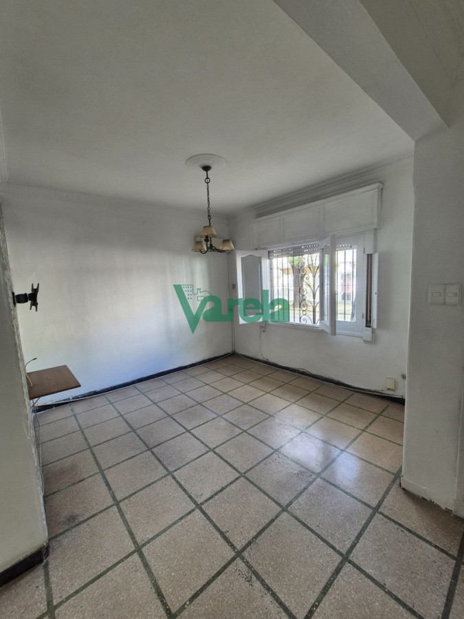 Departamento en alquiler con baja de precio en Goes