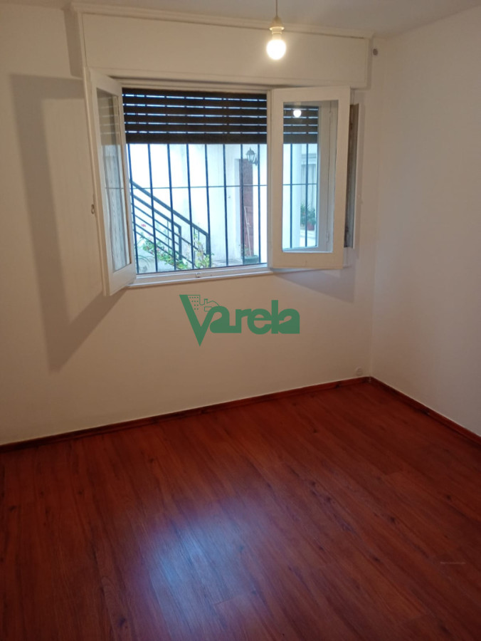 Alquiler Punta Gorda, 1 dormitorio, planta baja sin gastos comunes
