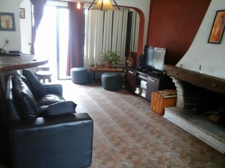 Casa Muy Segura En Barrio Cerrado.