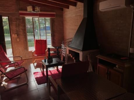 Casa En Las Toscas