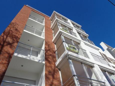 Apartamento Próximo A Montevideo Shopping