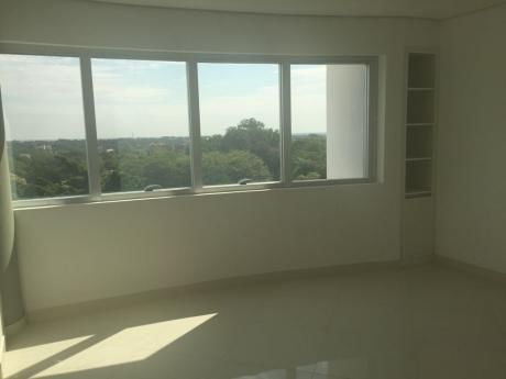 Se Alquila Departamento De 2 Dormitorios, En Villa Morra