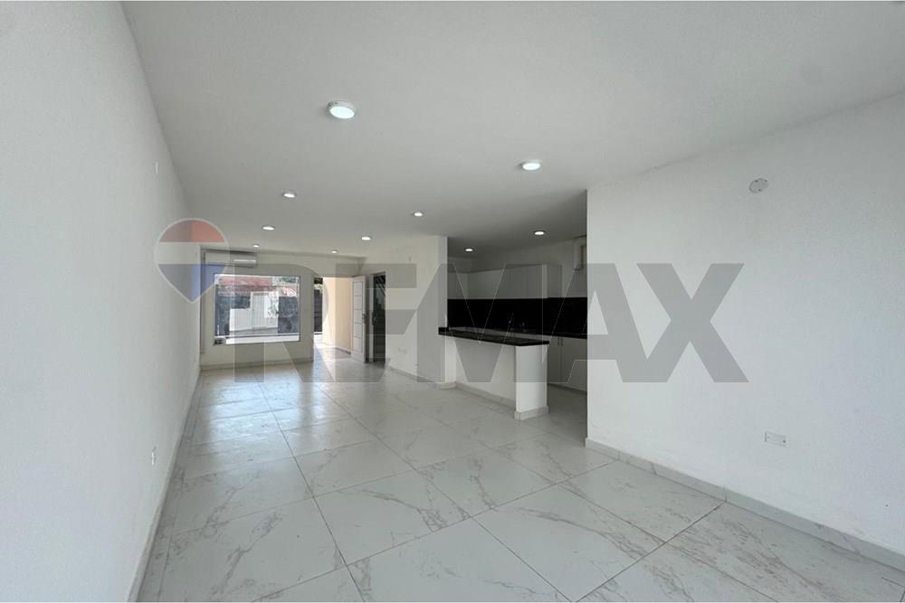 ALQUILER – MODERNO DÚPLEX ZONA RAKIURA –LOMA MERLO — foto 3