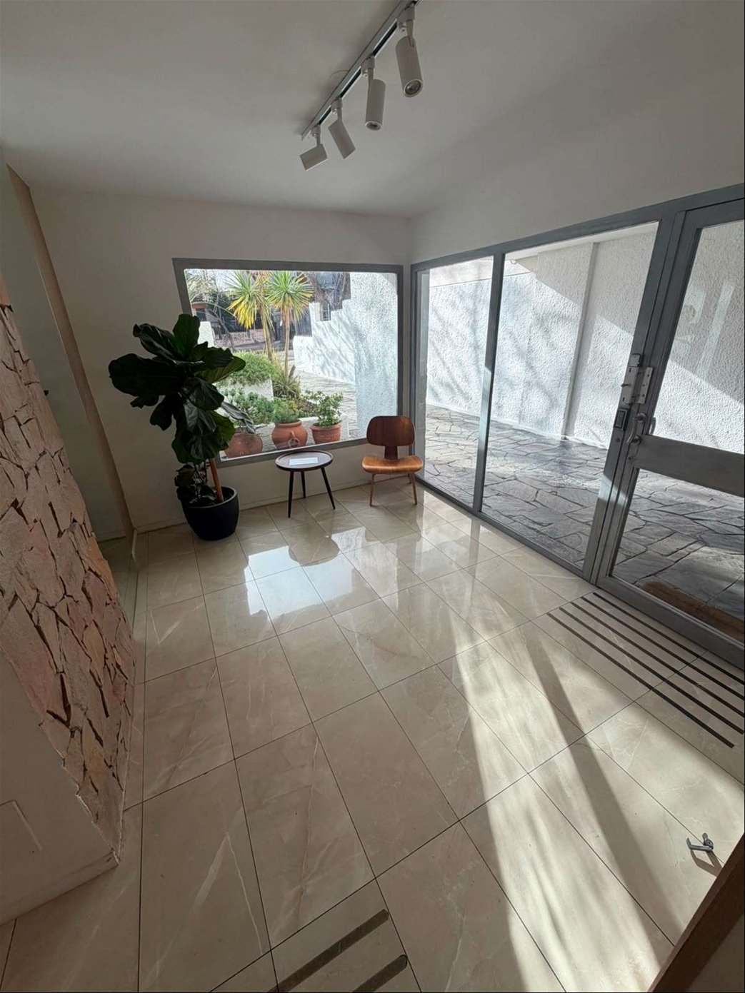 Alquiler de Apartamento Pocitos nuevo 1 dormitorio con o sin garaje