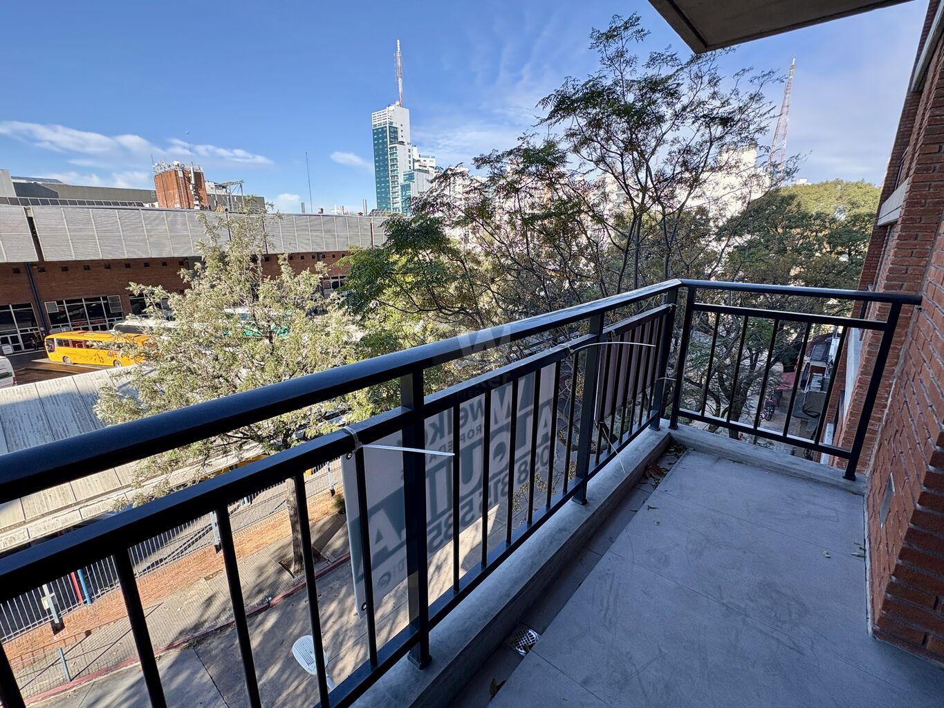 alquiler apartamento 1 dormitorio con garage  tres cruces a estrenar