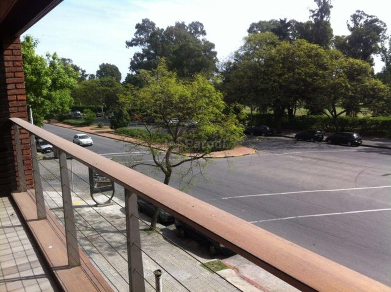 ALQUILER APARTAMENTO GOLF 3 DORMITORIOS SERVICIO 2 GARAJES