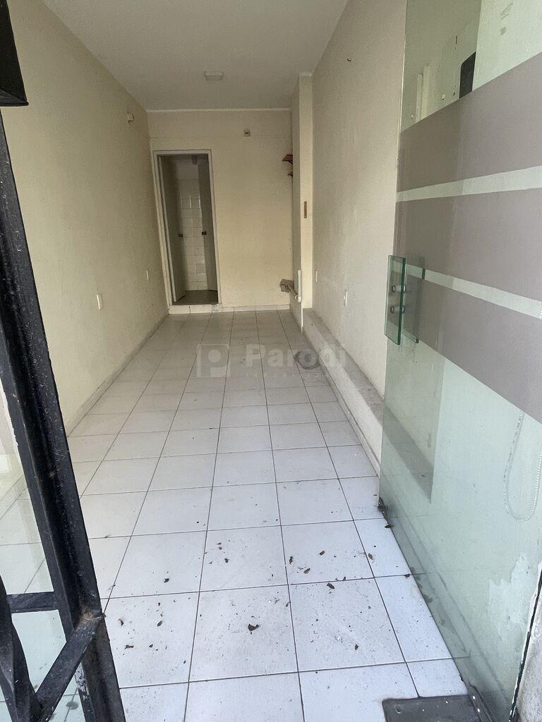 ALQUILER LOCAL POCITOS EN JUAN MARIA PEREZ · Foto 6