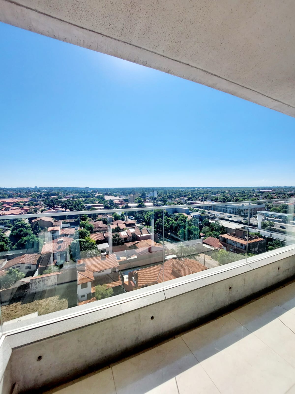 Alquilo Dpto amoblado de 3 habitaciones en Suite, Zona Ycua Sati. — foto 2