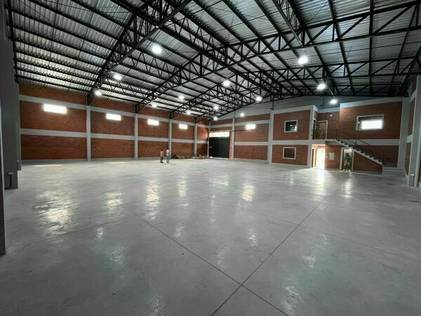 VENDO DEPOSITO CON OFICINA EN MARIANO ROQUE ALONSO — foto 3