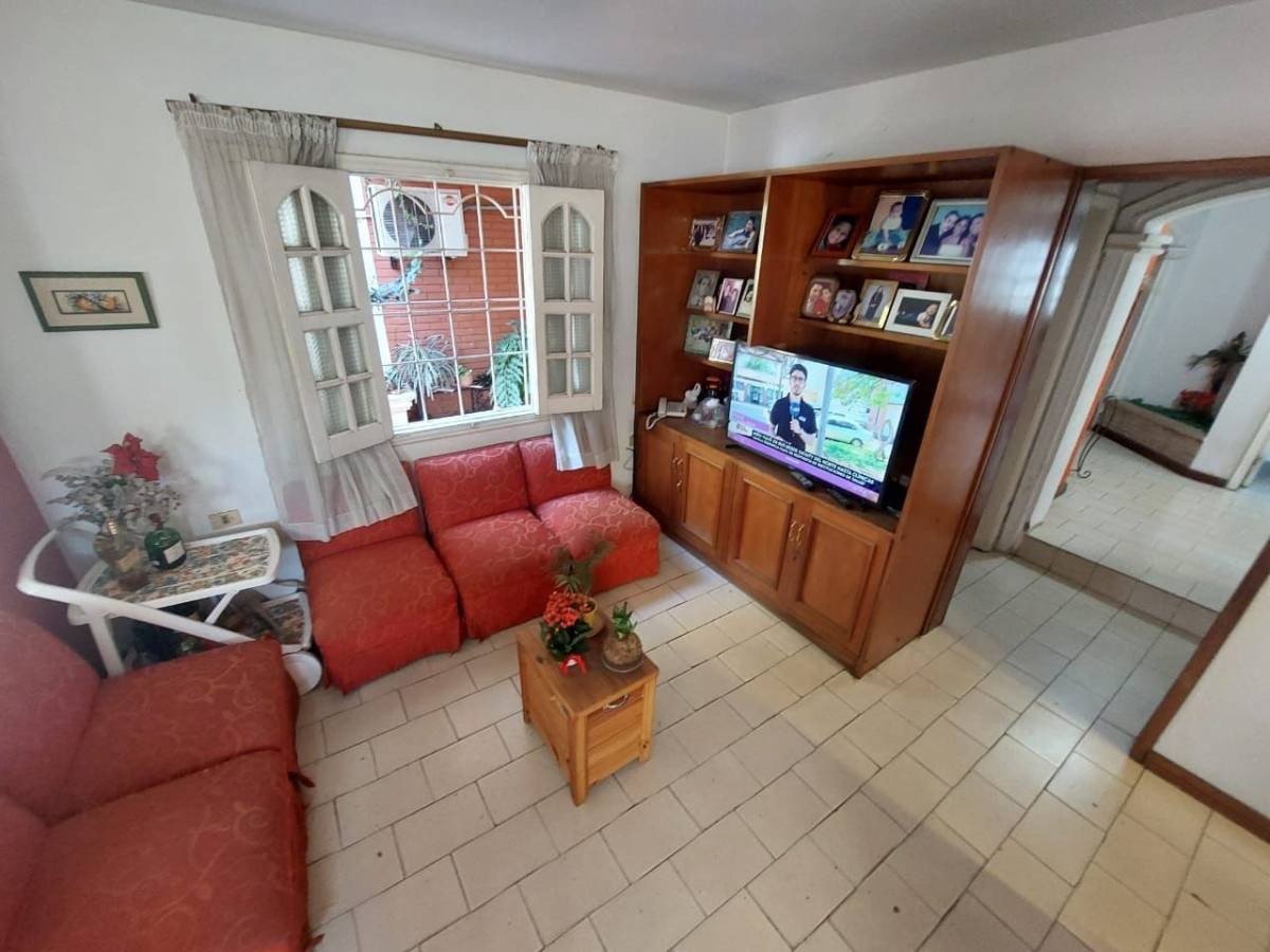 VENDO CASA EN ESQUINA - VILLA MORRA — foto 2