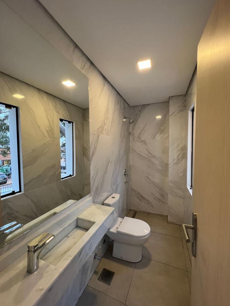 EN VENTA – MODERNO DÚPLEX ESTILO TOSCANO — foto 3