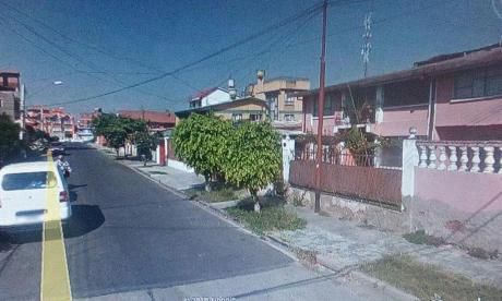 Casa Como Lote En Venta