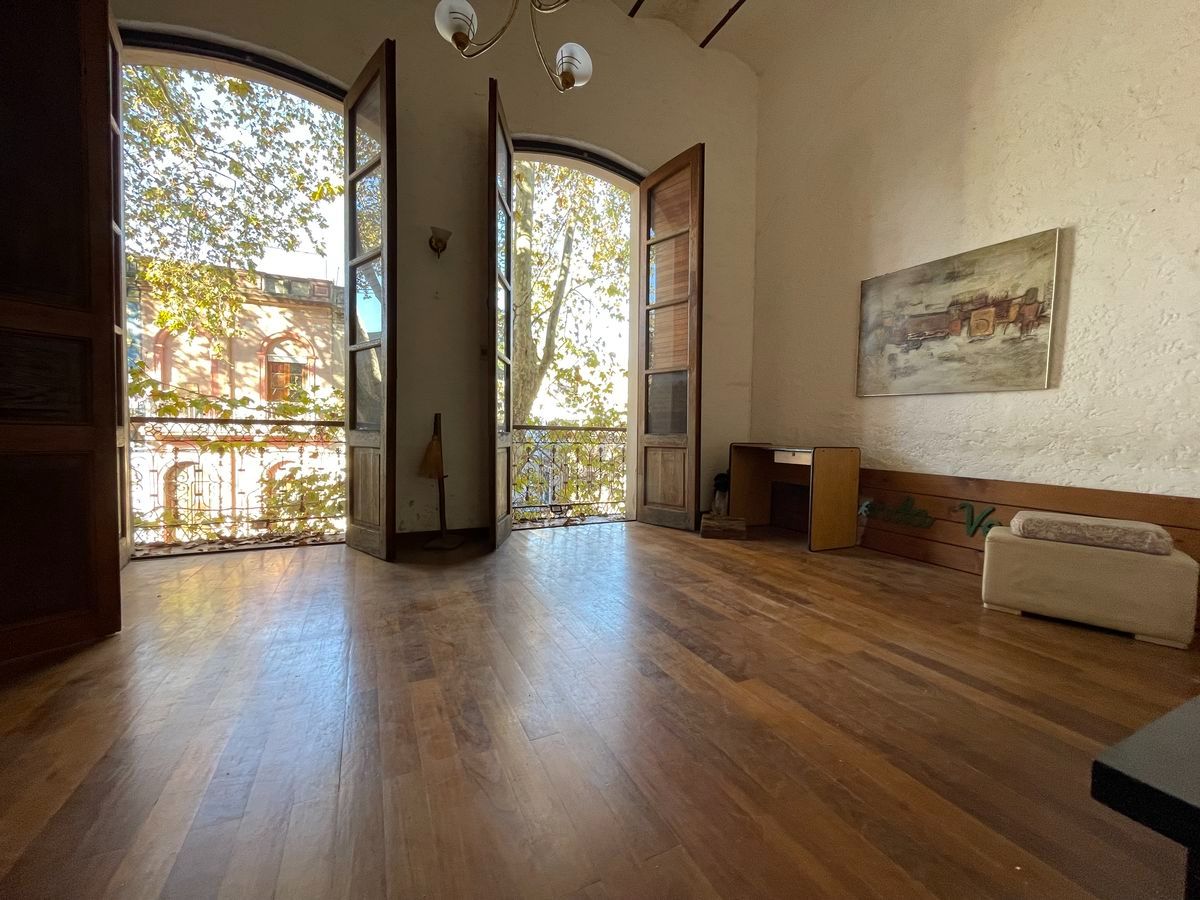 Casa En Venta De 3 Dormitorios En La Comercial, IDEAL INVERSORES!!
