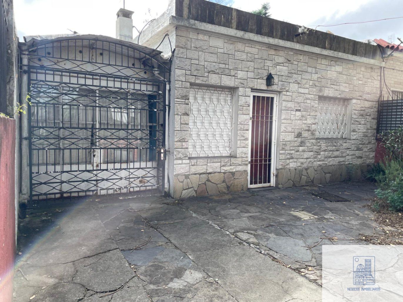Casa en venta de 3 dormitorios c/ cochera en Ituzaingó