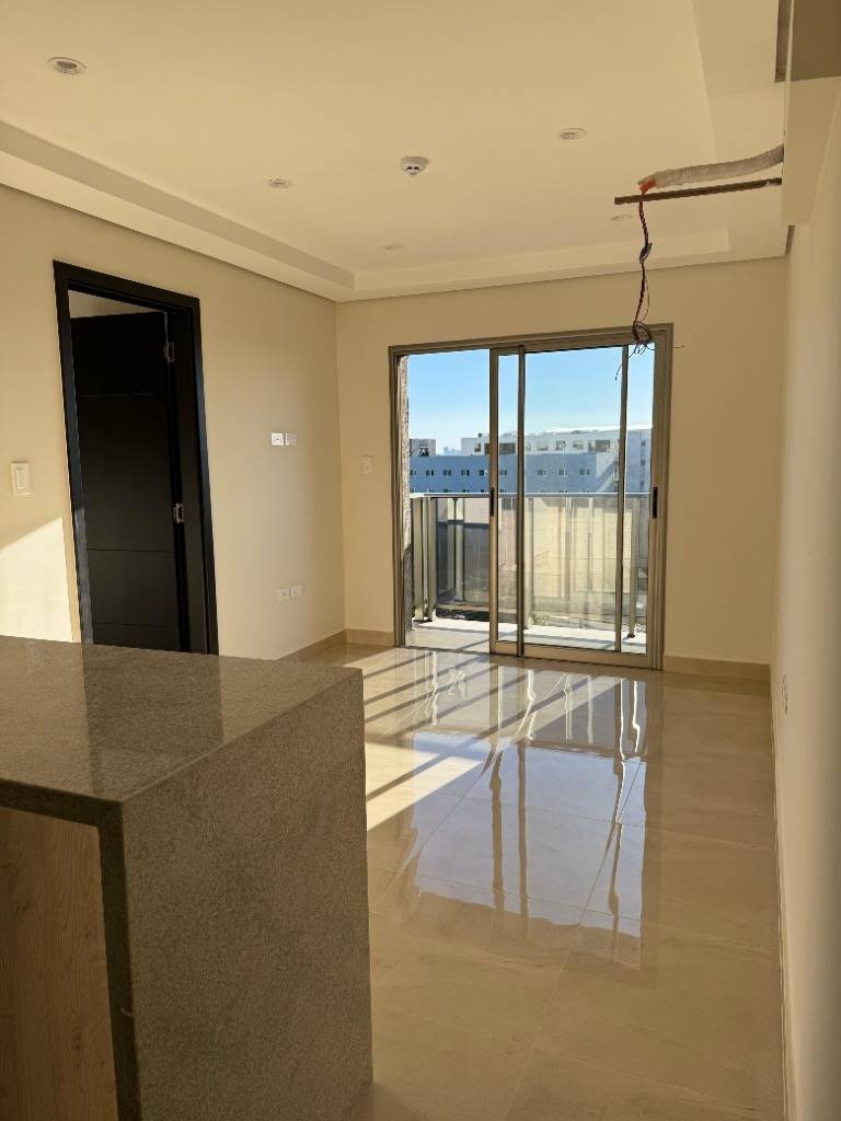 Alquilo Departamento A Estrenar De Una Habitación Zona Luque — foto 2