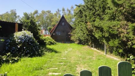 Cabaña De 2 Dormitorios ,baño Cocina Comedor + Apartamento De 1dorm