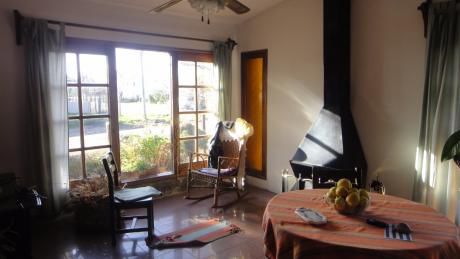 Excelente Casa A 4 Cuadras De La Playa , 3 Dorm Y 2 Baños