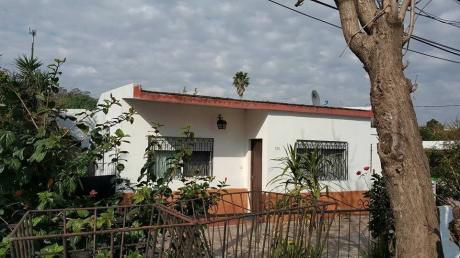 Casa Muy Buena Ubicacion 1 Dormitorio Fondo