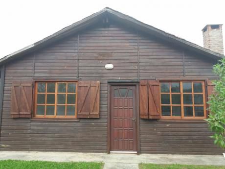Muy Linda Cabaña En Barrio Las Quintitas A 2 Cuadras Ruta 1
