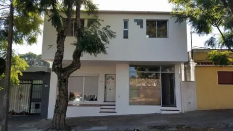 Hermosa Casa A La Venta De 3 Dormitorios,2 Baños Y Salón!!