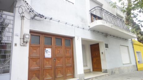 Casa En Pleno Centro De 3 Dormitorios Y 2 Baños Oferta !!!!!!!!