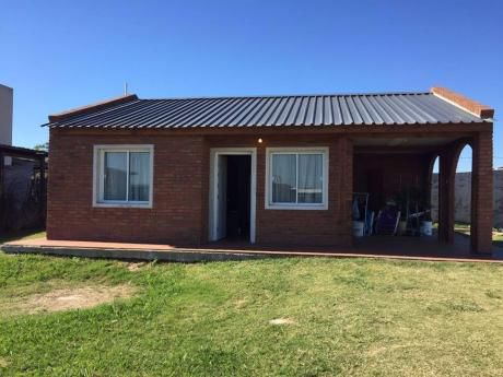Casa 2 Dorm,cocina Comedor,L Iving, Cochera Abierta, Baño- Terreno 500